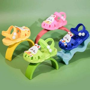DU9C Sandales Cartoon Rabbit Summer Baby Chaussures Famille Anti Slip Soft Sole Beach Childrens D240515