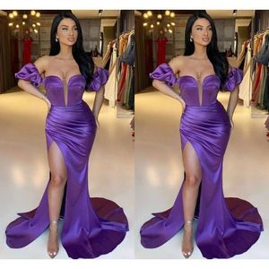 Duabi sexy Arabisch Purple Purple Plus Size Mermaid Prom Dresses Floor Lengte Off Shoulder Ploes Draped High Side Split Formele avondjurken Draag op maat gemaakt