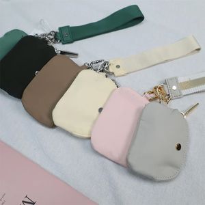 Dual S Pouch Polslet Clutch Lu Women Keychain Designer Wallet Waterproof Mini Yoga Bag Detachable Key Chain Coin Purse