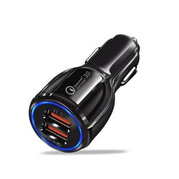 Puerto USB dual QC3.0 Cargador de automóvil portátil LED Carga rápida 12V 3.1A