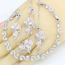 Dubaï 925 Ensemble de bijoux en argent pour les femmes Boucles de bracelet en zircone blanche Gift d'anniversaire de boucles d'oreilles en zircone 240517