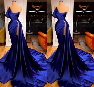 Dubaï Arabe Africain Bleu Royal Sirène Robes De Bal Longues pour Femmes Filles Noires Perlées Sans Bretelles Plis Haut Côté Split Robe Formelle Soirée Fête D'anniversaire Robes