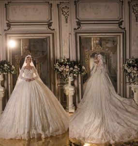 Dubai Arabische jurken Plus maat L omgaan met lange mouwen Appliques Bruidsjurken Tule Sweep Train Ball Jurk trouwjurk