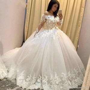 Dubai Arabisch Off Schouder Baljurk Trouwjurken Court Trein Lange Mouwen Kant 3D Floral Applicaties Trouwjurk Bruidsjurken Vestidos