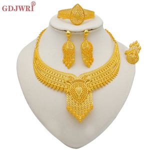 Dubai Gold Color Jewelry Ensemble pour les femmes Collier de boucle d'oreille indienne