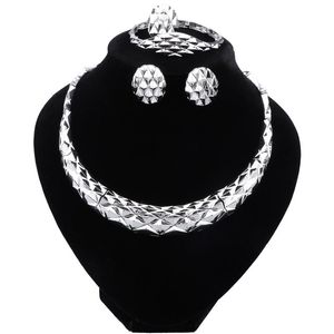 Ensemble de bijoux de couleur or et argent de Dubaï pour femmes, ensemble de bijoux tendance brésilien Original, collier, boucles d'oreilles, bague, Banquet de mariage