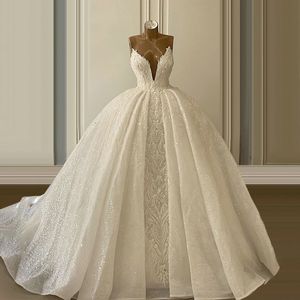 Dubai Ivory Kant Baljurk Trouwjurken Sexy Sweetheart V Puffy Rokken Beaded Geappliceerd Parels Bruidsjurken Vestido de Novias