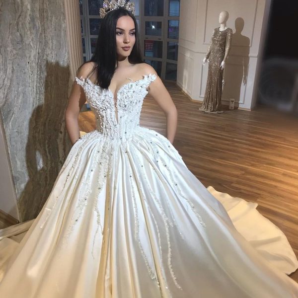 Dubai Princess A-Line vestido de novia transparente joya cuello perlas con cuentas apliques vestidos de novia elegantes vestidos de novia de tren de barrido de satén