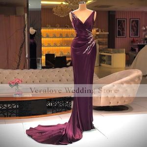Robe de soirée en Satin violet de dubaï pour femmes, col en V, robes d'invitées de mariage, robes de bal de fin d'études, 2021