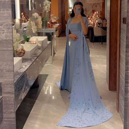 Dubaï Sharon Satin dit perlé bleu robes de soirée pour les femmes élégant fête de mariage à manches longues Cape sirène robes arabes