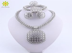 Dubai Silver plaqué de bijoux ensembles femmes Big Pendant Collier Fashion Nigérian Wedding African Crystal Costume Bijoux Bijoux 2203505817