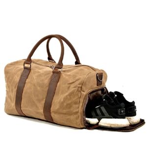 Duffel Bags M282 Vintage gewaxt canvas Mannen Travel Duffel Sport Gym Tas Oiled Leather Military Weekend Bag Basic Training Tote Overnachtingen 231019