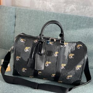 Duffel Bags Mens Weekend Kee Pall Tote Bandouli Bandana Designer Travel Bandouliere Bagage Kepall Bag Men Duffle Animal Printing Brand