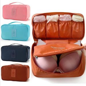 Sacs Duffel Femmes Soutien-gorge Sous-vêtements Sac de voyage Pochette de rangement multifonctionnelle Organisateur de maquillage Cosmétique Porte-articles de toilette quotidiens Bagages2860