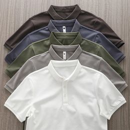Dukeen Color Color Polo pour hommes Golf à manches courtes Wear Style Corée T-shirts simples Vêtements pour hommes Blouse blanc 240429