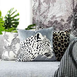 Dunxdeco Cushion Cover Decoratieve Kussensloop Moderne Animal Collection Leopard Print Zachte Fluwelen Coussin Sofa Chair Decorating 210401