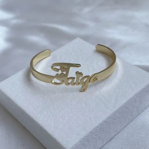 DUOYING – Bracelets avec nom personnalisé, conception personnalisée avec votre nom, en acier inoxydable et or, bijoux pour enfants, cadeau, 240227
