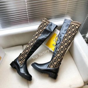Botas de diseñador Carta de mujer Bota sobre la rodilla Calcetines de punto Botines Moda de lujo Zapatos de tobillo sexy Zapatos de diseñador de cuero