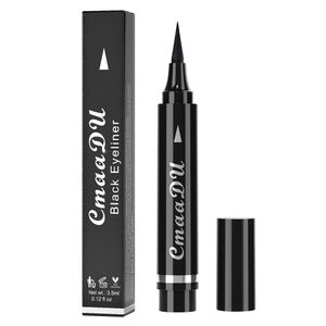 Stylo eye-liner liquide imperméable et durable. Les lignes sont claires, vous pouvez dessiner des lignes fines de 0,1 mm pour vous permettre de créer des élèves au charme éblouissant.