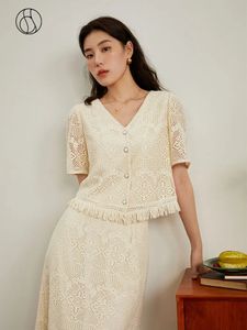 Dushu Advanced Design Lace Holiday Style French Two Piece Robe Summer 2023 Fashion Set For Women Light Yellow 240401