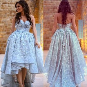 Dusty Blue Lace Prom Dresses Sexy Strapless Ruffles Hoge Lage Avondjurken Sexy Lage Back Sweep Train Woman Formal Wear Vestidos