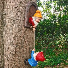 Escultura de escalada enana, decoración, adornos para árboles de jardín, decoración de elfo de resina para patio, artesanías al aire libre, estatua enana, regalo 240113