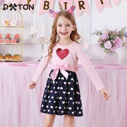 DXTON Filles Robe d'hiver Enfants Sequin Heart Design es pour enfants manches longues coton robes LH5740 211231