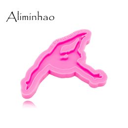 Dy0385 Moule de gymnaste brillant Moules de silicone Moules de silicone Dancing Girl Resin Epoxy Kelechains Moule pour les bijoux Key Key Ring Pendant Decoration