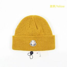E-commerce para novos chapéus spot atacado chapéus de malha chapéus de lã femininos chapéus pulôver masculinos flangeados engrossados para se manter aquecido.