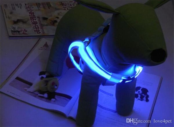 E01 Arnés para perros recargable por USB, cinturón luminoso para mascotas con luz LED, arnés para perros medianos y grandes 9234134