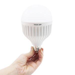 E27 15W LED ampoule de secours intelligente LED batterie Rechargeable lampe d'éclairage éclairage extérieur Bombillas lampe de poche