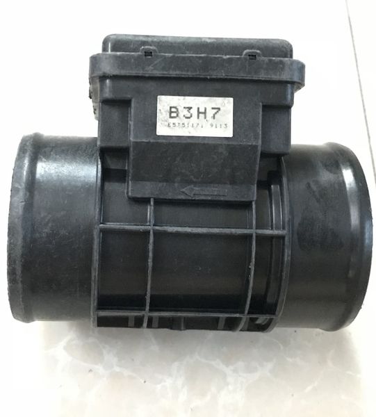 E5T51171 B3H7-13-215 B3H713215 Medidor de sensor de flujo de aire masivo MAF para Mazda Protege 1.5L Ford Aspire 1.3L