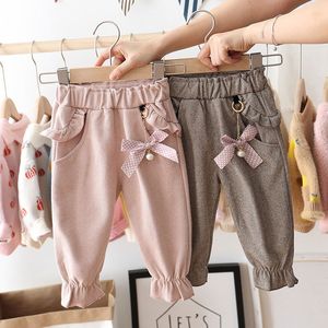 EACHIN Bébé Filles Pantalons 1-5 ans Enfants Mode Poche Pantalon Enfants Printemps et Automne Chaud Casual Pantalon Long Fille Vêtements LJ201019