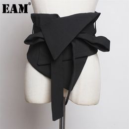 EAM Zwarte doek Asymmetrisch boog verbranding Brede riem Persoonlijkheid Women Fashion All Match Spring Autumn 1A778 220712