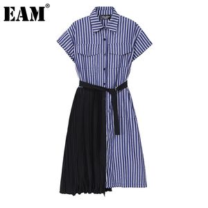 [EAM] femmes bleu rayé plissé Midi chemise robe revers manches courtes coupe ample mode printemps été 1DD5938 210512