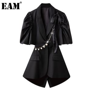 [EAM] Femmes Taille Creux Out Chaînes plissées Blazer Robe Revers Demi-manches Coupe ample Mode Printemps Été 1DD8508 210512