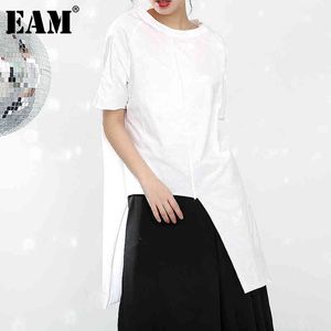 [EAM] femmes blanc noir irrégulière Split Joint Long T-shirt col rond demi manches mode printemps été 1W59700 21512