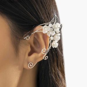 Ear Cuff Ear Cuff 1 élégante boucle d'oreille fleur blanche elfe adaptée aux mariages des femmes mariées vintage non perforé imitation perle clip boucles d'oreilles bijoux Y240326