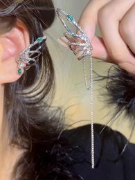 Ear Cuff Ear Cuff Asymétrique Glands Strass Elf Oreille Manchette Clip Longue Chaîne Clip Sur Boucle D'oreille Couleur Argent Bijoux De Mode 2023 Nouveau Earcuff Y240326