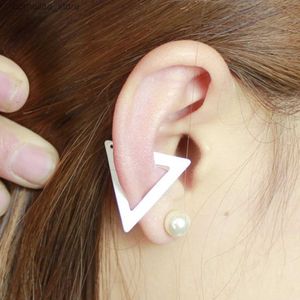 Oreille Cuff Oreille Manchette Mode Nouveaux Bijoux Brincos Géométrique Triangle Oreille Clip Oreille Clip Femmes Bijoux Cadeau Orechini Pendientes H0203 Y240326