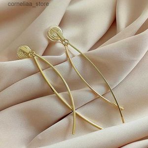 Ear Cuff Ear Cuff minimalistische oorloze muggen wierook goud ultra dunne lange kwast clip op oorbellen geschikt voor dames pijnloze sieraden geschenken Y240326