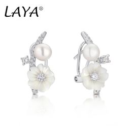 Oreille Manchette Laya 925 Sterling Silver Summer Style Bijoux Haute Qualité Zircon Naturel Shell Fleur Perle D'eau Douce Boucles D'oreilles Pour Les Femmes 230728