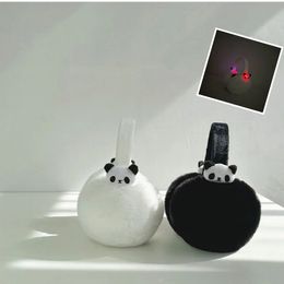 Oorwarmers Ouder-kind cartoon lichtgevende warme oorbeschermers 2023 winter kinderoorzakken bescherming antivries schattige panda 231130