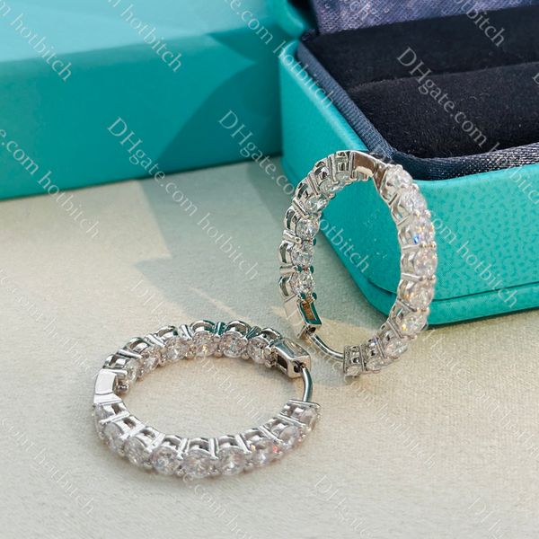 Anillo de oreja Pendientes de diamantes de diseñador para mujer Pendientes redondos de moda Señora de alta calidad 925 Joyería de plata Pendientes de lujo Regalo de San Valentín para mujer al por mayor