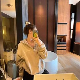 Early Autumn New Niche Design with Simple Smiling Face Embroidered Zipper Hooded Hoodie in Coffee Color for Both Men and Women