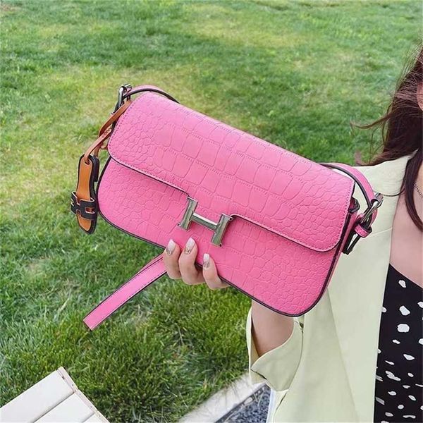 Sac à main de couleur unie pour femmes, accessoires de rue sous les aisselles, début d'automne, 70% de réduction en magasin, vente en gros