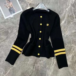 Principios de otoño para mujer suéter suéteres de diseñador mujeres bordado hilo de oro costura prendas de punto de manga larga cardigan abrigo mujer top de punto delgado