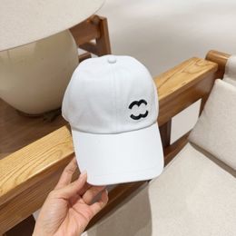 A principios de la primavera, nuevo lienzo, sombrero base para hombre, sombrero de diseño para hombres, sombreros de béisbol para mujeres, sombreros ajustados, letra de verano, Snapback Sunshade Sport Bordery Beach Luxury Hats