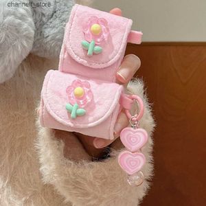 Accessoires pour écouteurs Sac en tissu en peluche à fleurs roses Étui de chargement pour écouteurs pour AirPods Pro 2 Étuis mignons pour AirPods 1 2 3 Couverture avec porte-clés coeurY240322