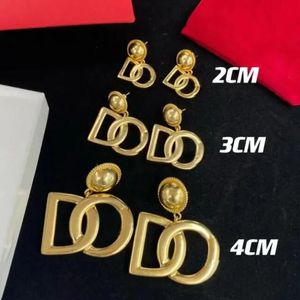 Oorbel mode klassieke 18K gouden letter Dangle kroonluchter hanger oorbellen dames merk ontwerper eenvoud sieraden 2,3,4 cm optionele hoge kwaliteit oorbel